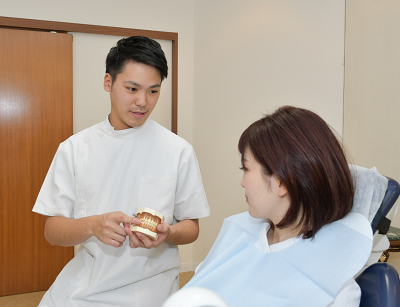 歯科医師藤井 悠平